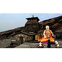 Priest Performing Puja Picture - Unframed Photo Print on Paper