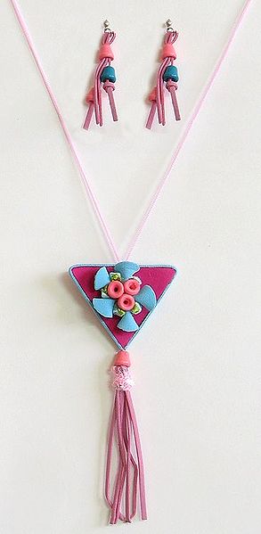 Light Mauve, Light Blue Felt Necklace with Earrings