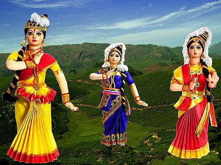 Mohini Attam Dancers - Unframed Photo Print on Paper 