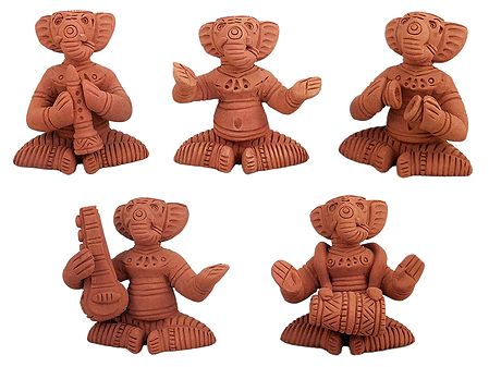 Musician Ganesha - Terracotta Statue