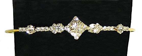 White Stone Studded Gold Polish Armlet