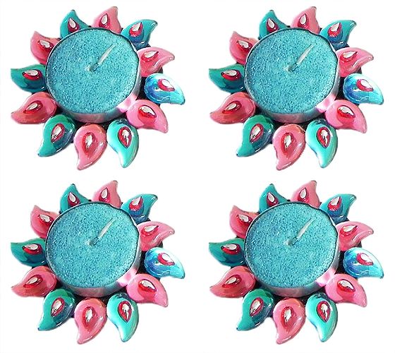 Decorated Acrylic Stone on 4 Floating Wax Candles