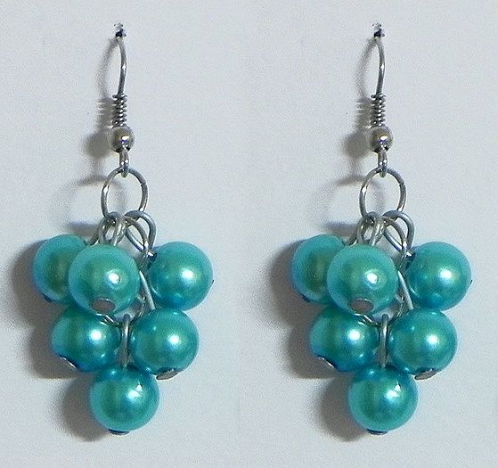 Cyan Bead Grape Earrings