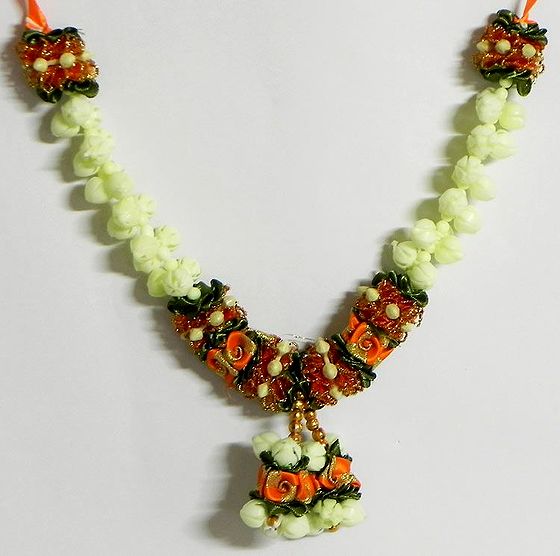 Light Cream and Red Artificial Flower Garland