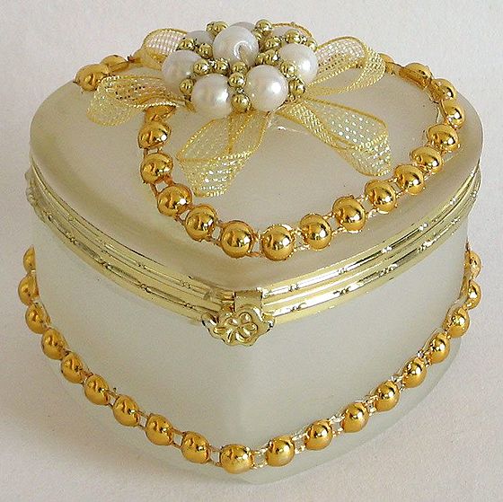 JOVIVI Gold Plated 6 Faceted Hexagonal Clear Glass Crown Lid Terrarium Box Bracelet Ring Jewelry Display Organizer Decorative Box Case Home Desk Decor  47x43  Amazonin Jewellery