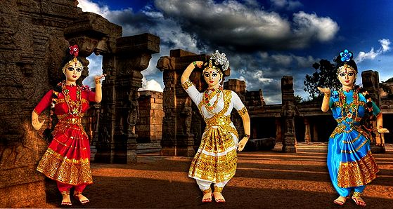 Kuchipudi dancers image