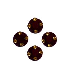 4 Maroon Round Felt Bindis