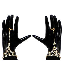 Pair of Faux Zirconia Studded Ring Bracelet