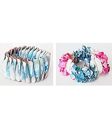 A Pair of Shell Stretch Bracelet