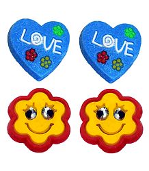 2 Pairs of Rubber Flower Stud Earrings