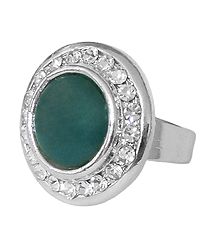 White and Dark Green Stone Setting Metal Ring