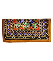Embroidered Cloth Clutch Purse