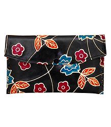 Embossed Design on Leather Bag with 2 Open and 1 Zipped Pockets