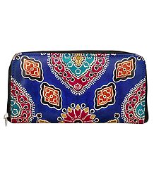 Embossed Design on Leather Bag with 4 Open and 1 Zipped Pockets