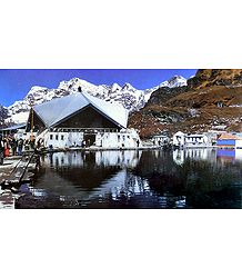 Hemkund Saheb, Uttarakhand, India - Photo by Dhirendra Singh Bisht