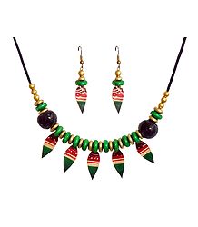 Green Wheel Bead Necklace with Leather Leaf and Earrings
