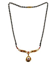 Crystal Bead Necklace with Stone Studded Pendant
