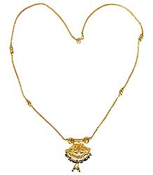 Golden Metal Chain with Pendant