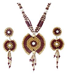 Wooden Bead Necklace with Paddy Pendant and Earrings