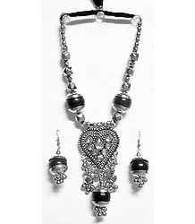 Metal Necklace with Heart Pendant and Earrings