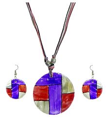 Lacquered Shell Pendant Set