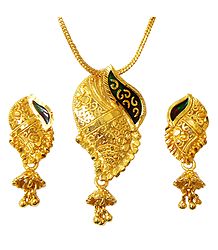 Gold Plated Chain with Pendant and Earrings
